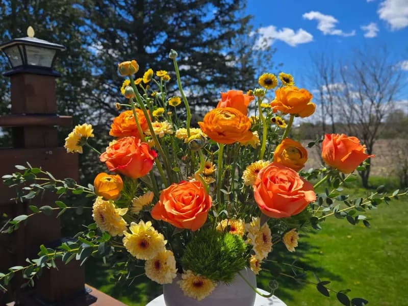 Peony Cloud — handcrafted flower arrangement